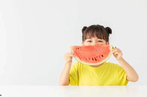 小小娱乐吃瓜,揭秘娱乐圈吃瓜背后的真相  第3张