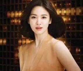 扒叔爆料杨幂受伤视频,扒叔揭秘现场惊险瞬间  第3张