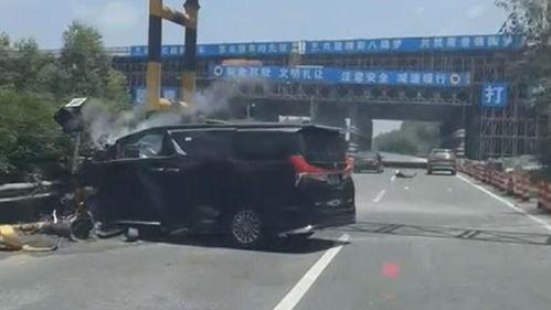 三乡车祸最新爆料新闻,事故原因揭秘，伤亡情况及救援行动全解析  第3张