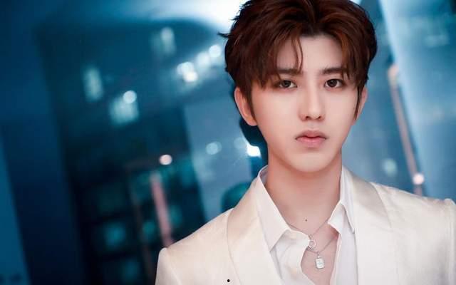 蔡徐坤聚会爆料视频合集,揭秘明星私下欢乐时光 第3张 蔡徐坤聚会爆料视频合集,揭秘明星私下欢乐时光 第3张