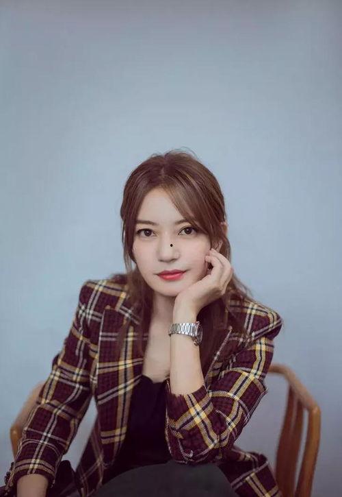 赵薇爆料娱乐圈,赵薇独家爆料，揭开明星背后的真相  第2张