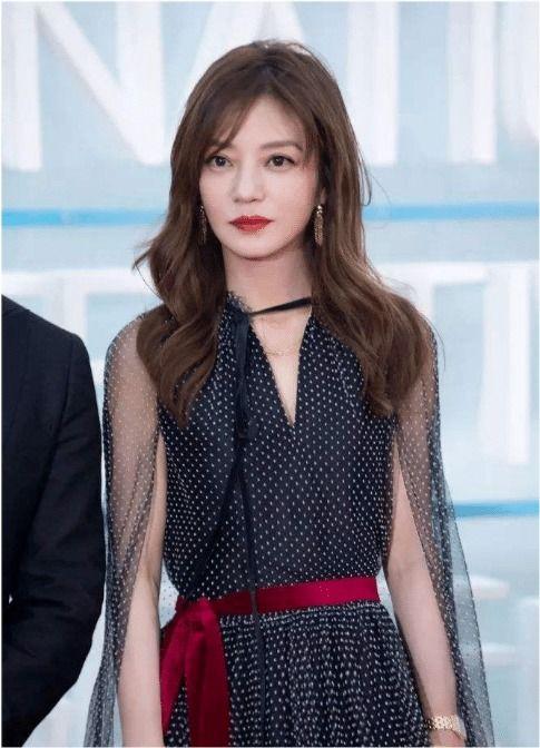 赵薇爆料娱乐圈,赵薇独家爆料，揭开明星背后的真相  第3张